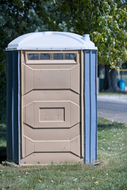 Portable Toilet Options We Offer in Laureles, TX